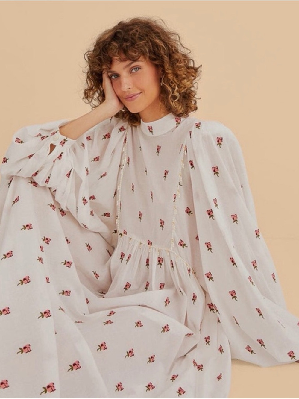 FARM Rio Cream Maxi Dress with Pink Floral Print DONT BUY IT. I am looking for